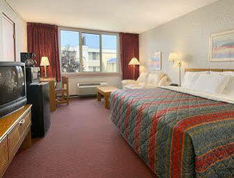 Days Inn By Wyndham Willoughby/Cleveland Exterior photo